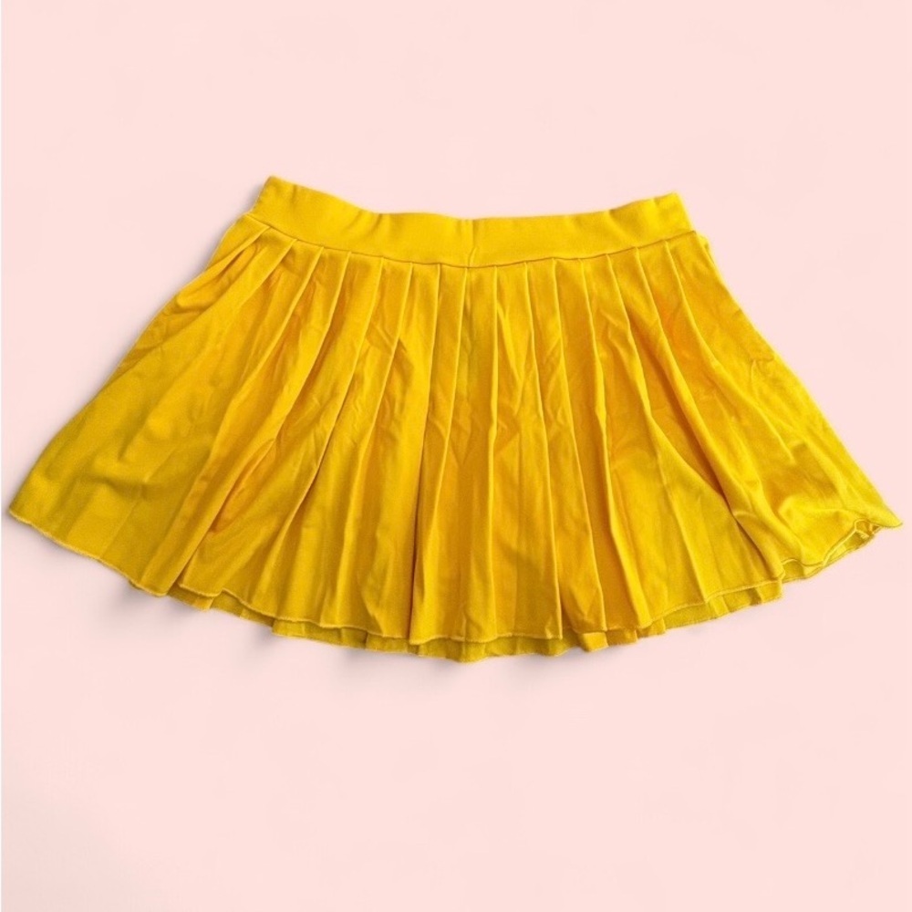 Pleated Yellow Flowy Mini Skirt Size XL - NWT